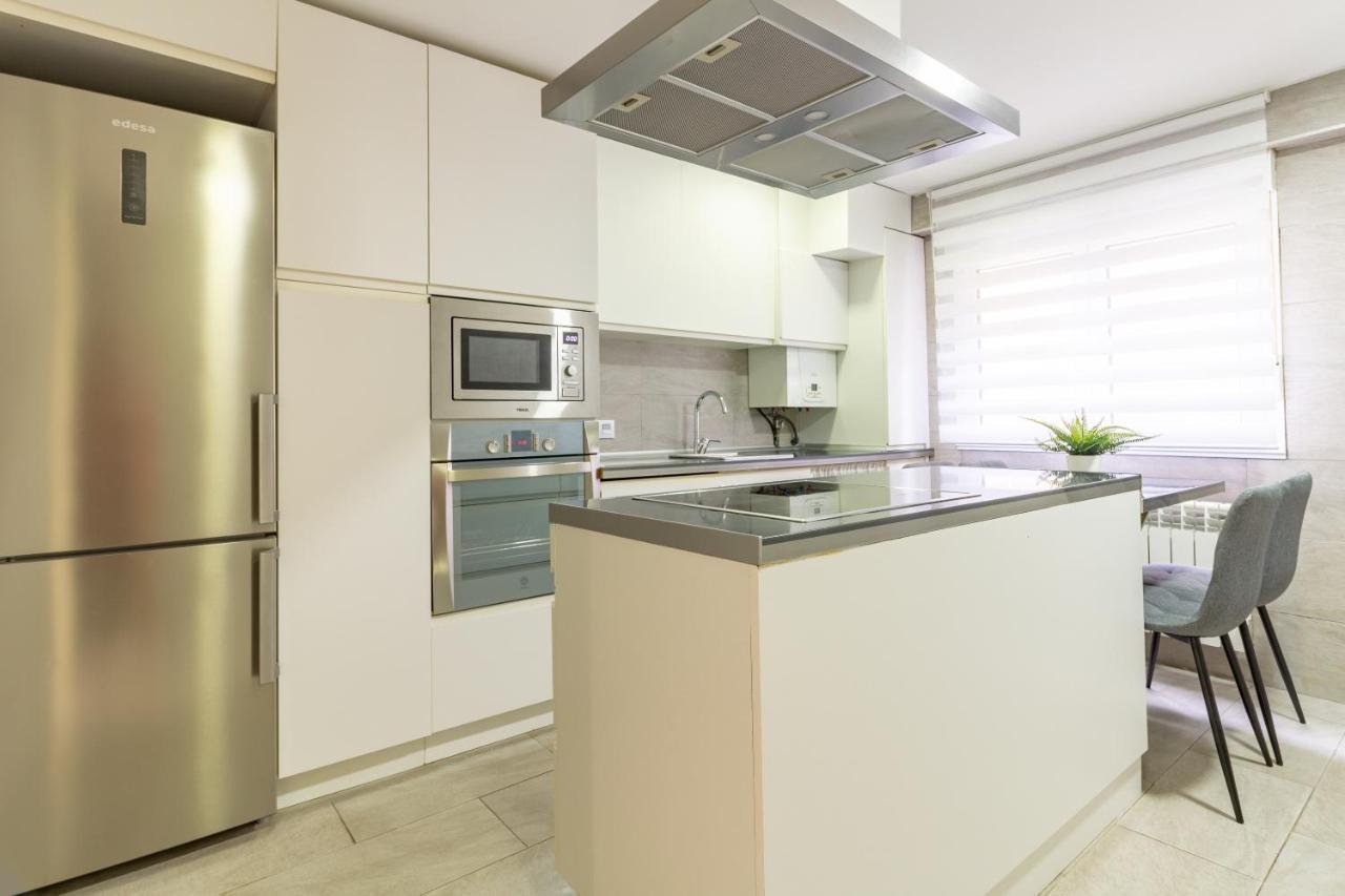 Ah King Size Apartment Vut5461As Oviedo Zewnętrze zdjęcie